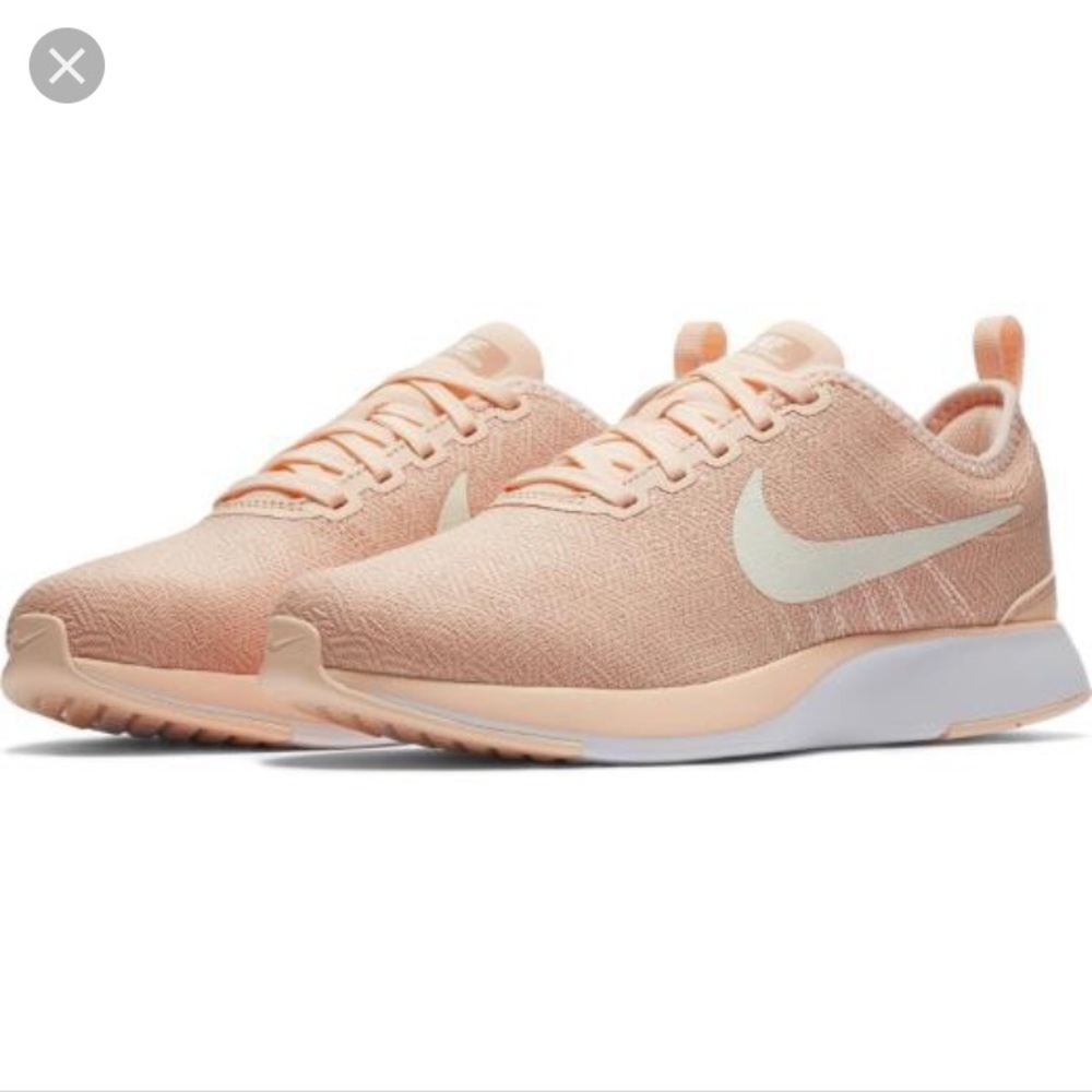 Nike Dualtone Racer Woman